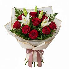 Букет цветов из:  Лилии и Розы #REPLACE_PRED# Петровке Республика Крым