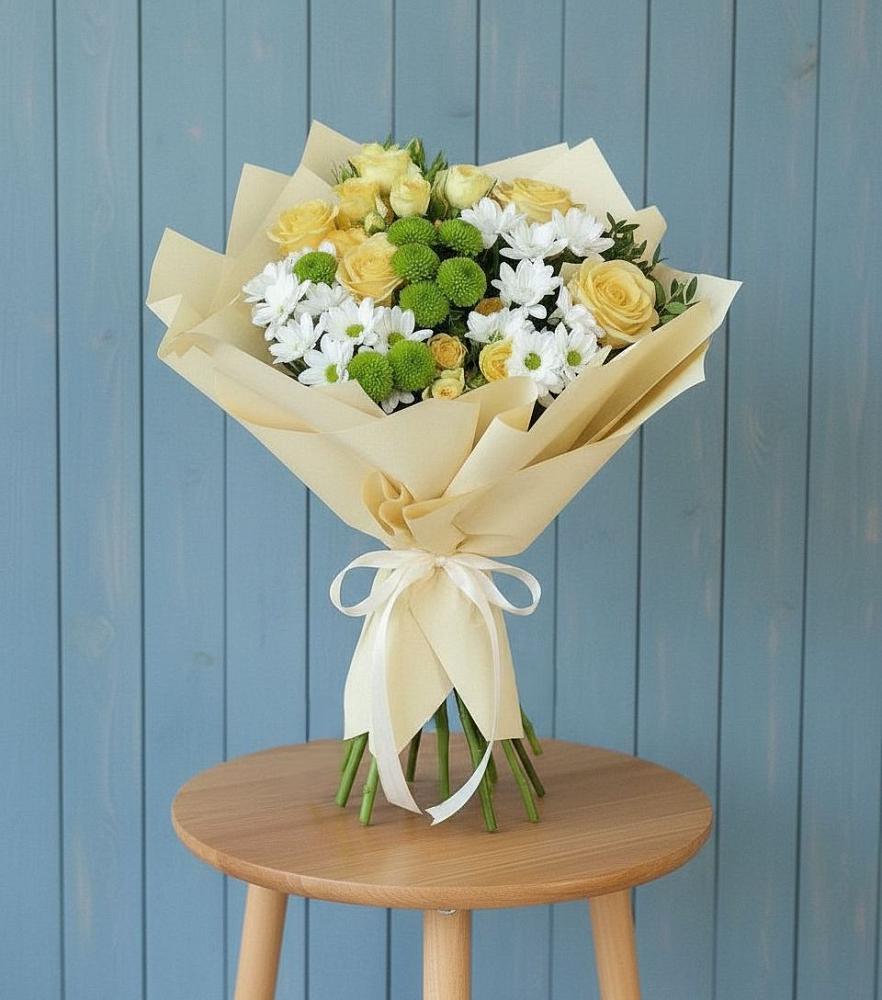 Букет цветов из: Хризантемы и Розы в Петровке Республика Крым