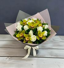 Букет цветов из:  Орхидеи и Розы в Петровке Республика Крым