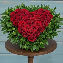 Цветочная композиция из Розы в виде сердца в Петровке Республика Крым