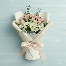 Букет цветов из:  Альстромерии в Петровке Республика Крым