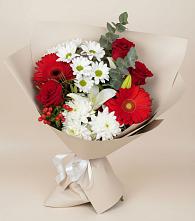 Букет цветов из:  Розы, Хризантемы, Герберы и Лилии в Петровке Республика Крым