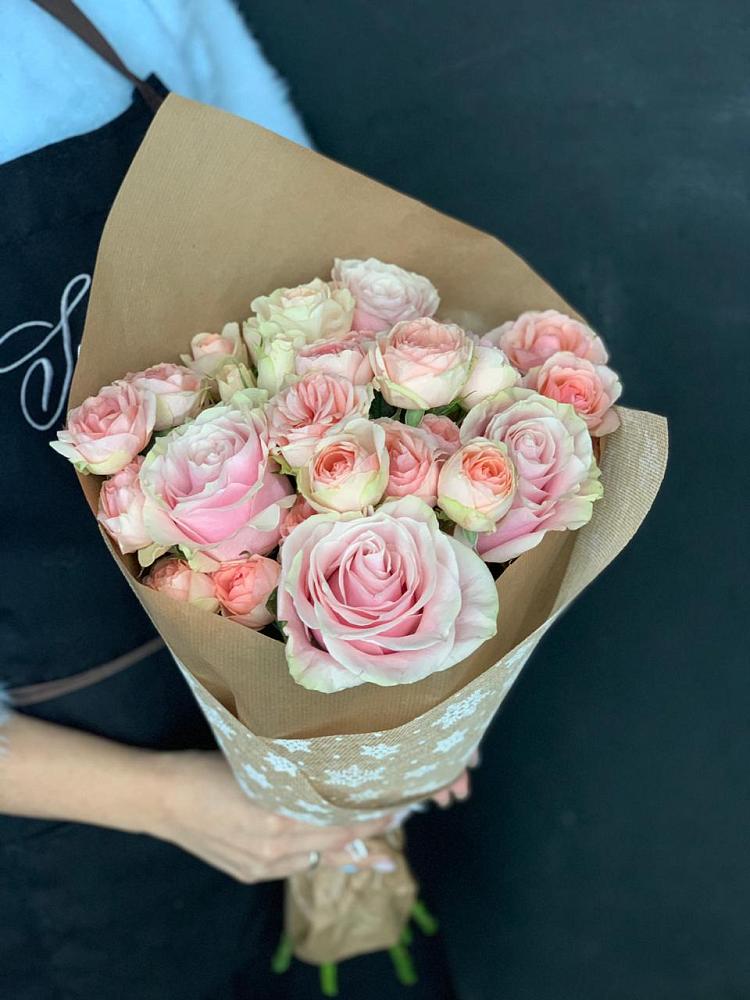 Букет цветов из: Хризантемы и Розы в Петровке Республика Крым