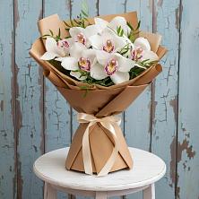 Букет цветов из:  Орхидеи и Розы в Петровке Республика Крым