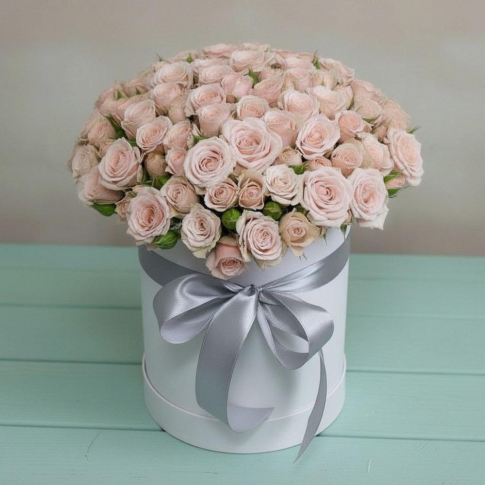 Цветочная композиция из Розы в шляпной коробке в Петровке Республика Крым